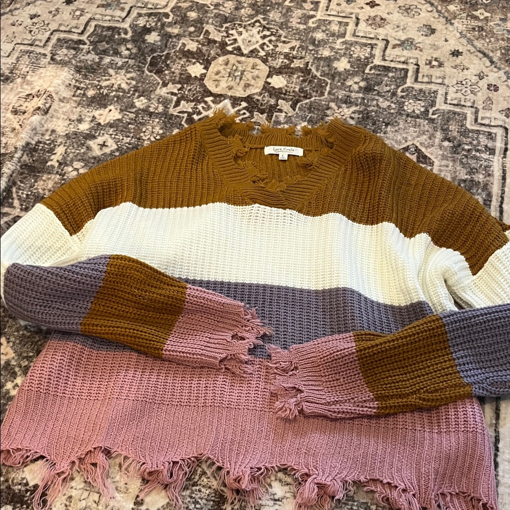 Multicolor Frayed Hem V-Neck Sweater